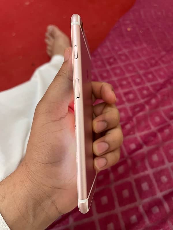 I phone 6s plus pta approved lush condition total original 10/10 7