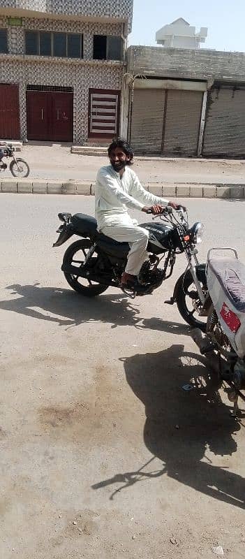 100CC bike self start Good condition all okay 0/3/4/3/3/1/9/4/7/2/3 0