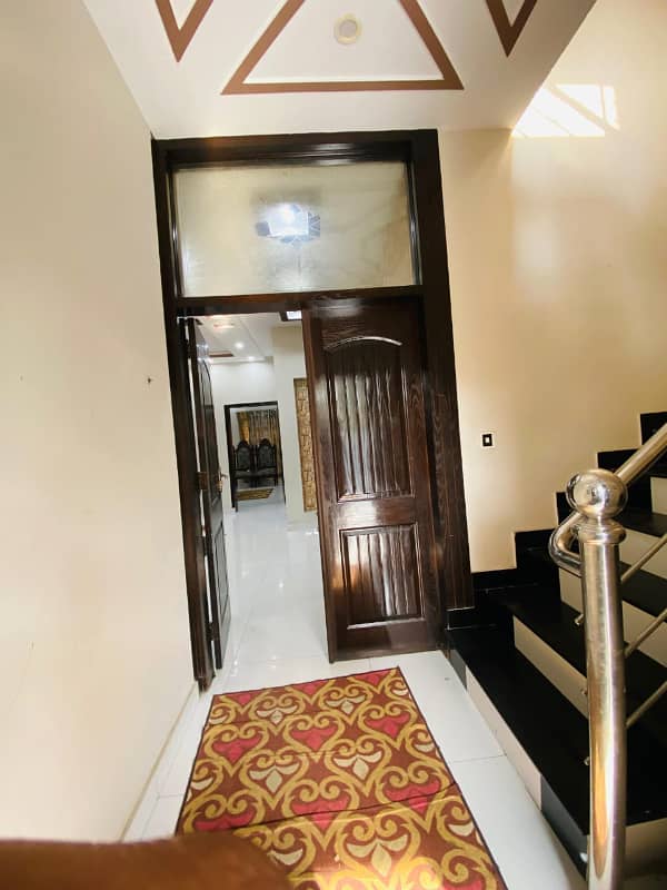 10Marla brand new House for rent 0