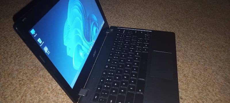 Acer laptop 128GB ssD 3
