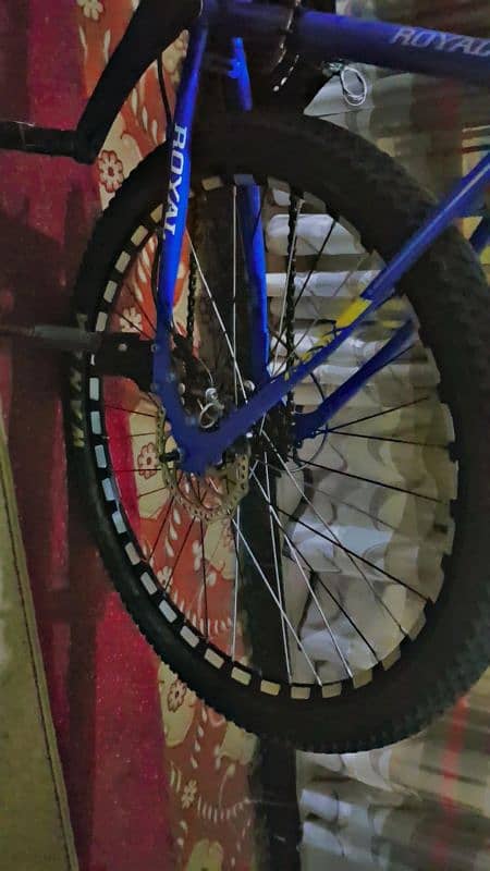 Brand new mountain bike cycle. . . 1
