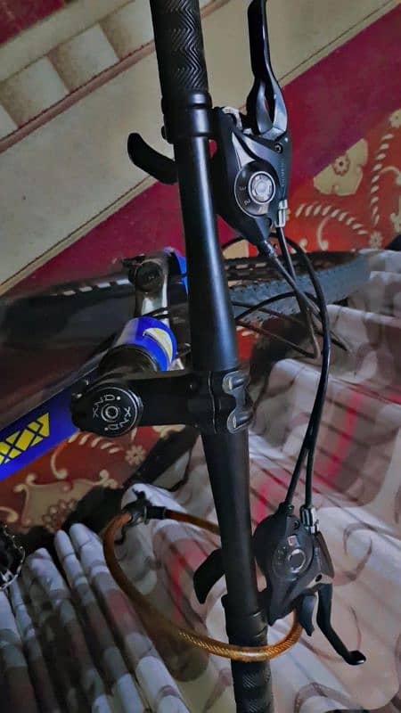 Brand new mountain bike cycle. . . 3