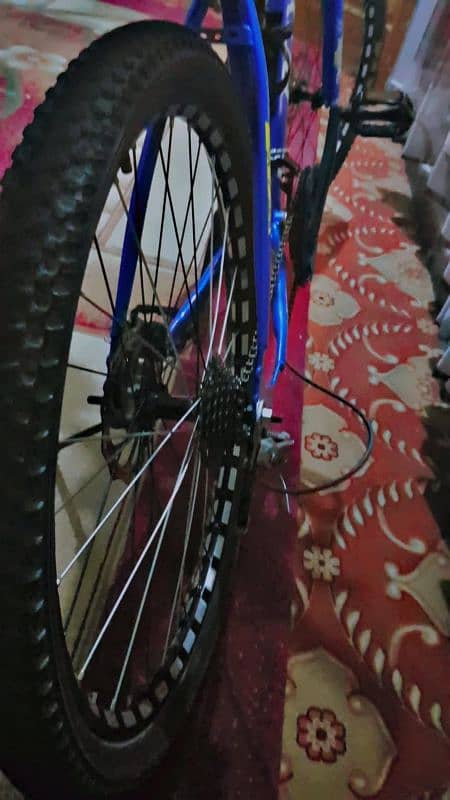 Brand new mountain bike cycle. . . 7