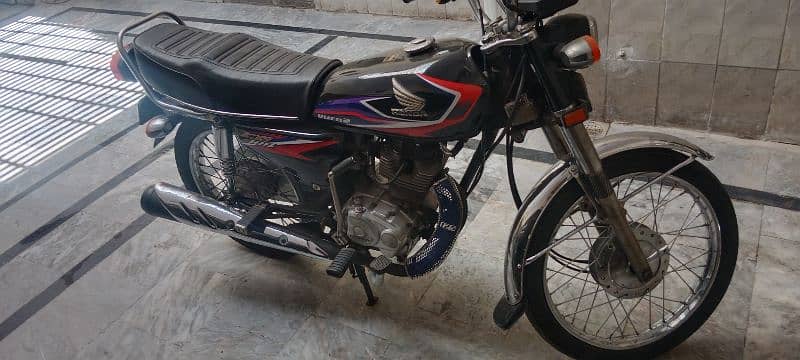 Honda 125 2016 model Lahore number 1