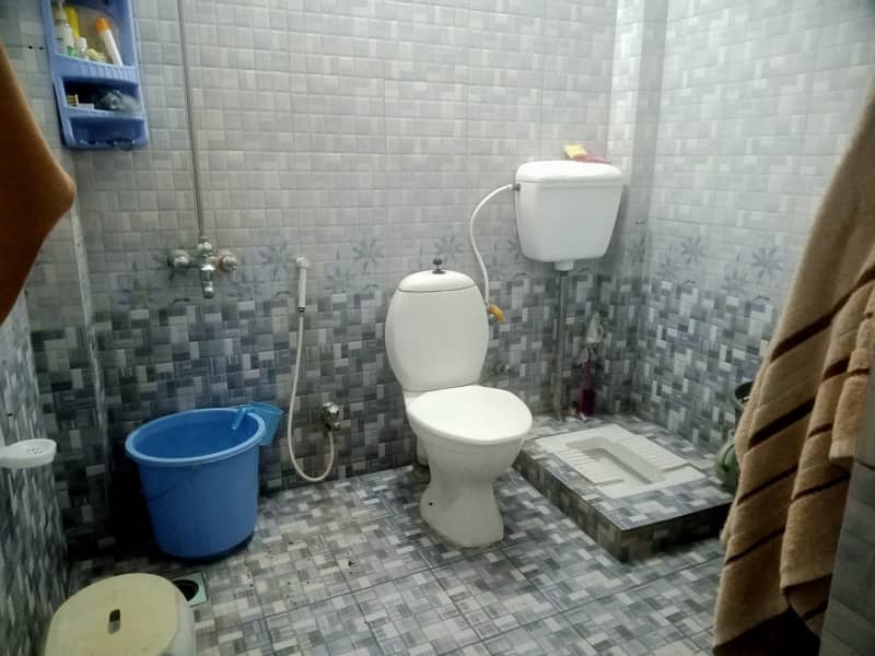 Own A House In 5 Marla Lahore 2