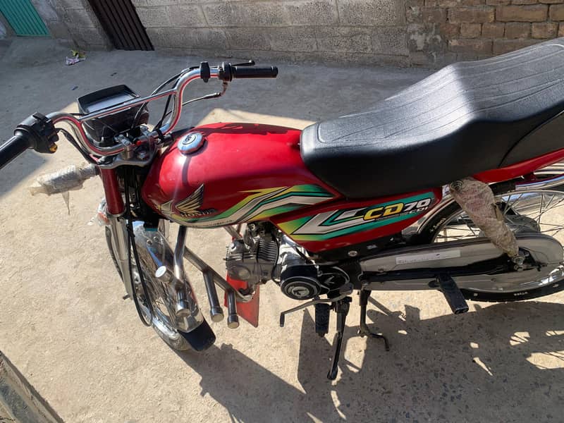 Honda CD 70 2023 5