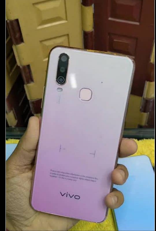 vivo y17 8/256gb with box dual sim 0