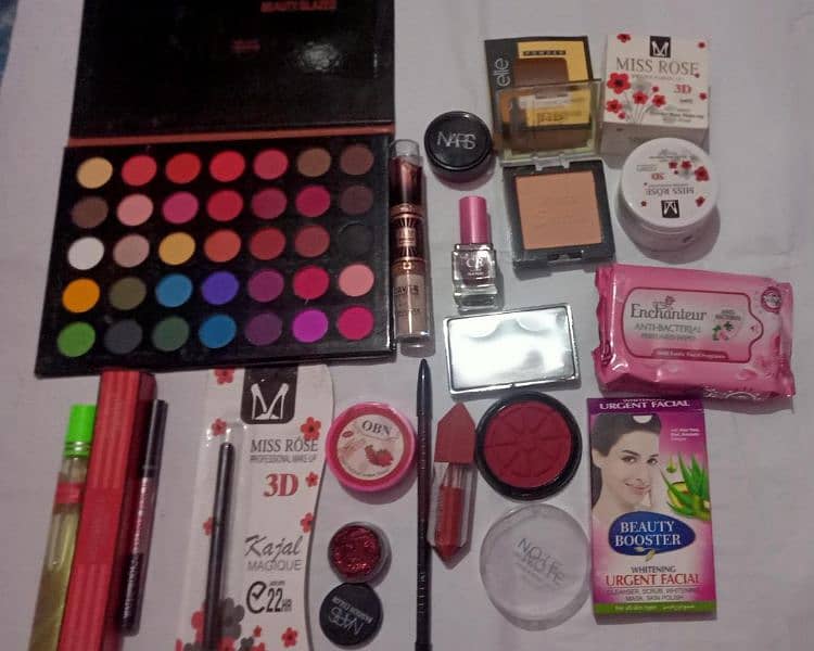 17in1 makeup deal 1