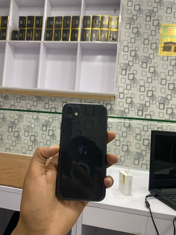 Iphone 11 128gb waterpack 1