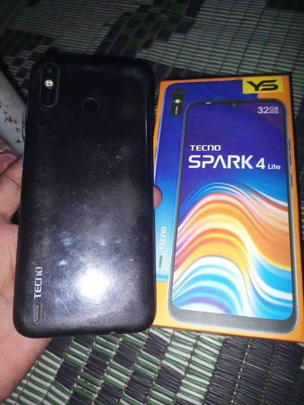 Spark 4 lite 3