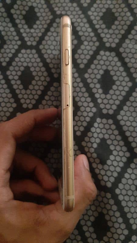 Apple Iphone 8 / Non PTA / 64GB / Excellent condition 4