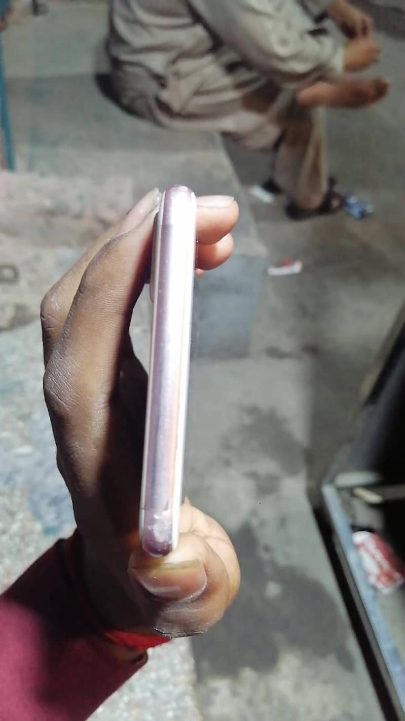 I phone 7 plus 128 GB PTA approved 1