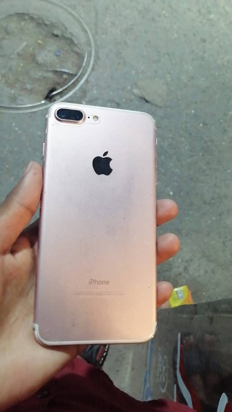 I phone 7 plus 128 GB PTA approved 6