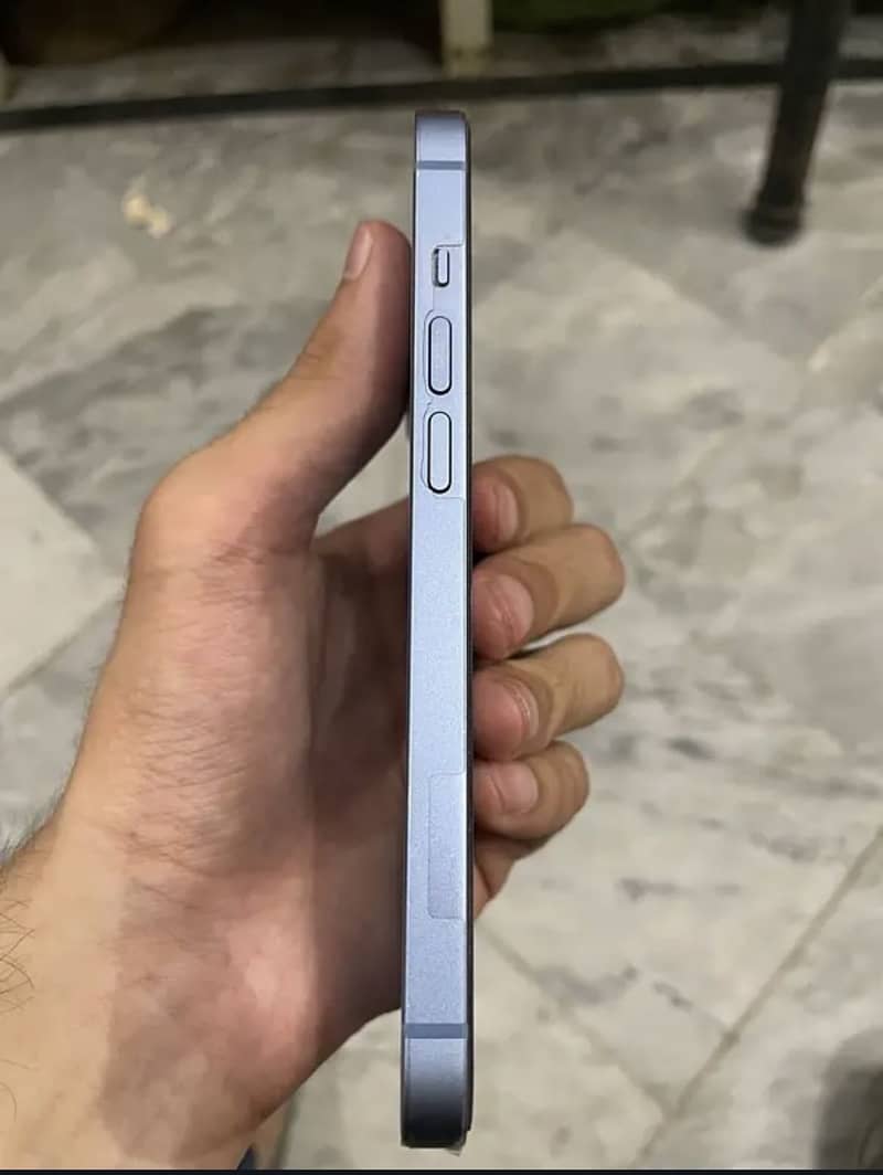 iPhone 14 1