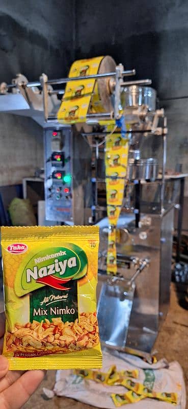 Automatic Packing Machine For Slanty Nimko Chips Spices Rice Surf Salt 4