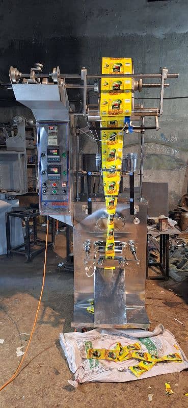 Automatic Packing Machine For Slanty Nimko Chips Spices Rice Surf Salt 5