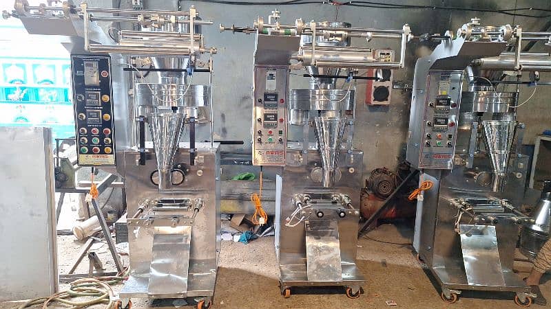 Automatic Packing Machine For Slanty Nimko Chips Spices Rice Surf Salt 11