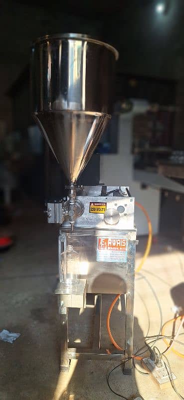Filling Machine For Liquid and Paste items Juice Water Cream Honey 0
