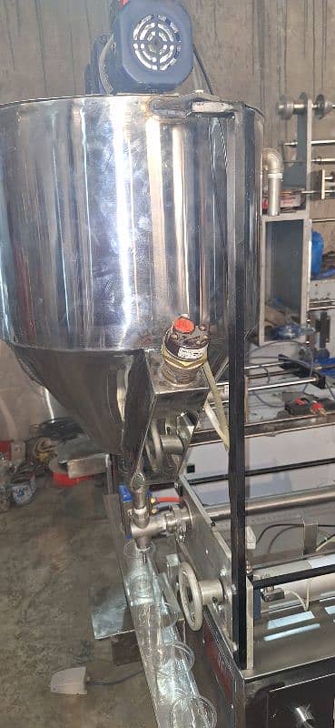 Filling Machine For Liquid and Paste items Juice Water Cream Honey 7