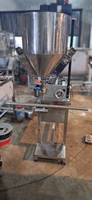 Filling Machine For Liquid and Paste items Juice Water Cream Honey 14