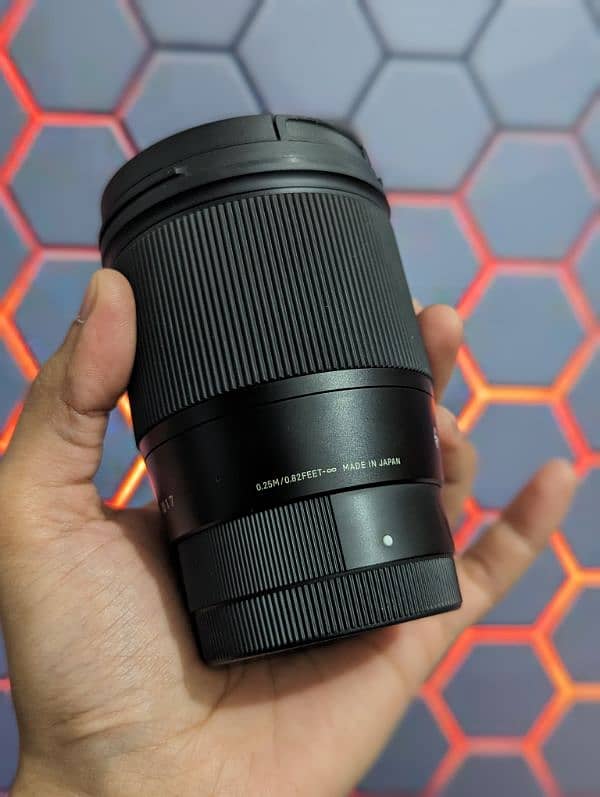 Sigma 16mm f/1.4 DCDN 5