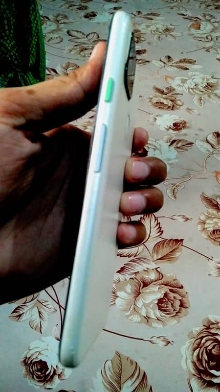 google pixel4a5g,128gb, 2