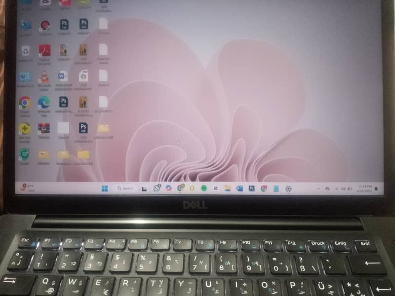 Brand New laptop with TochScreen,TouchPad ,Finger Sensor and NFCTab 3