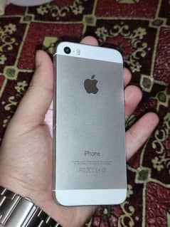 Iphone 5s 16gb Non pta LLA Model 10/10 Condition all okay.