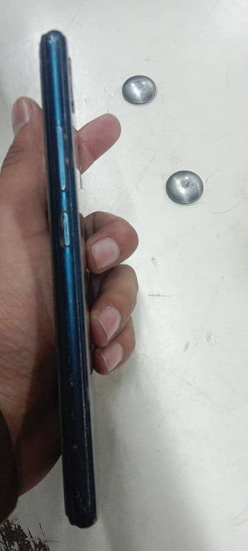 vivo y11 (urgently sale) 4