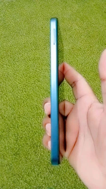 tecno mobile madal BG6 2