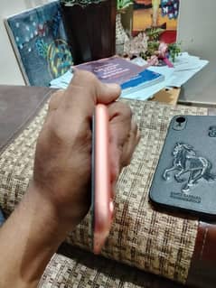 Iphone xr 10 by 10 condition