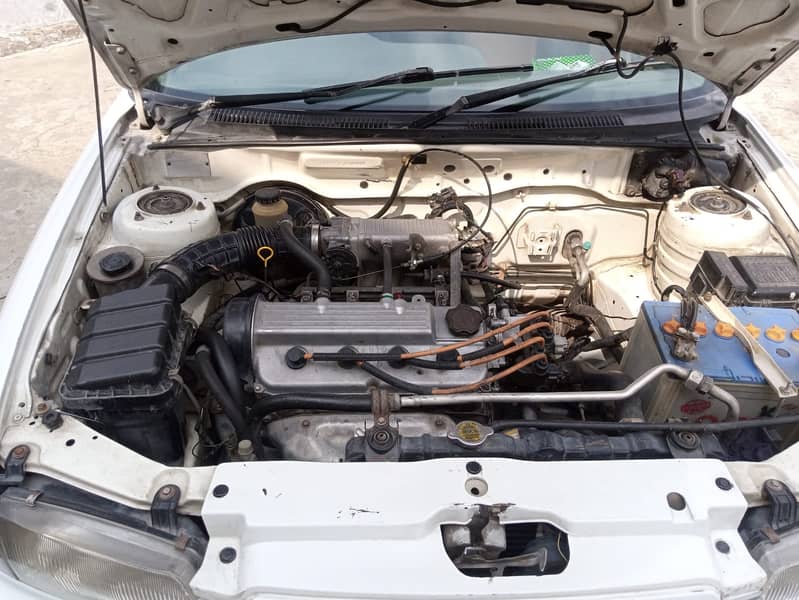 Suzuki Baleno 1998 4