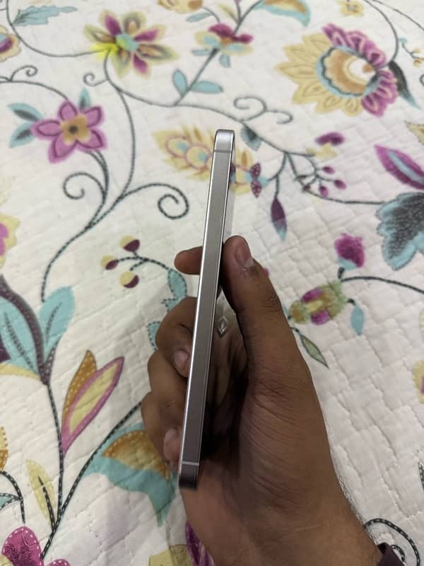 Samsung S24  Offically PTA approved 0