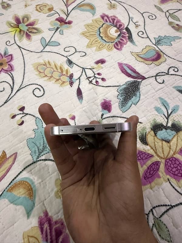 Samsung S24  Offically PTA approved 5