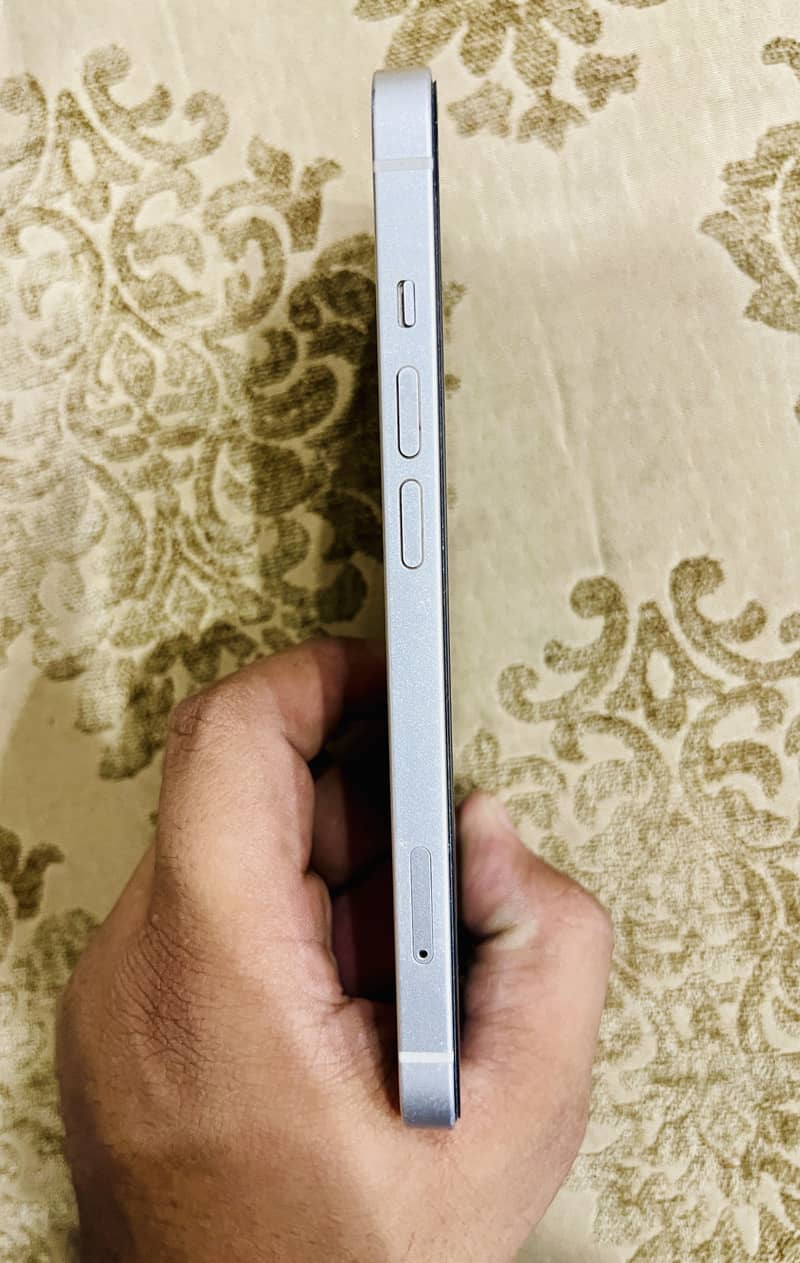 Iphone 13 non pta 4