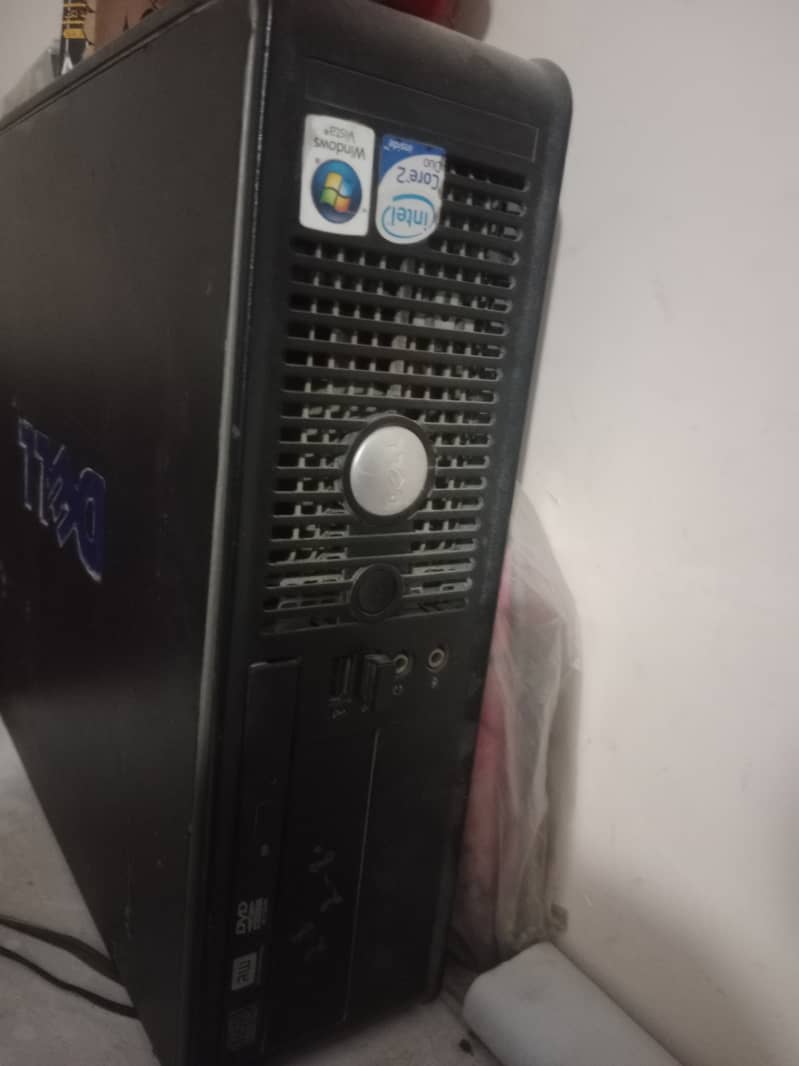 Hard 260 ram 4gb aur card  bhi  hai 2
