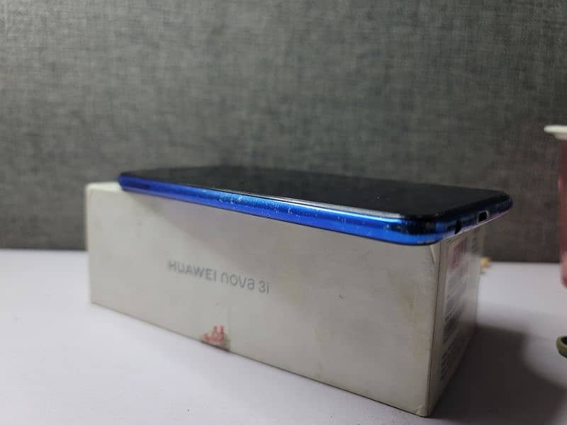 Huawei Nova 3i 4/128 Official PTA (Exchange Possible 6