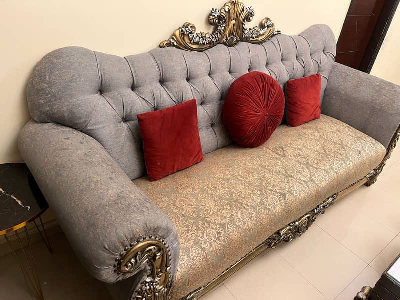 Elgant 7-seater Golden Sofa Set - Luxurious Comfort For Your LivingRoo 2