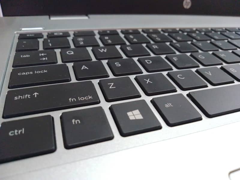 Laptop HP ProBook 650 G5 8 Gen i5 vPro 8365U RAM 16 NVME 256 SATA 500 9