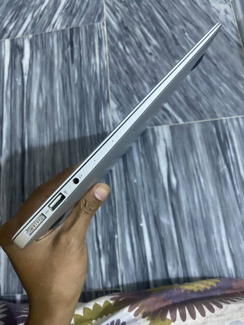 MacBook air 2017 4