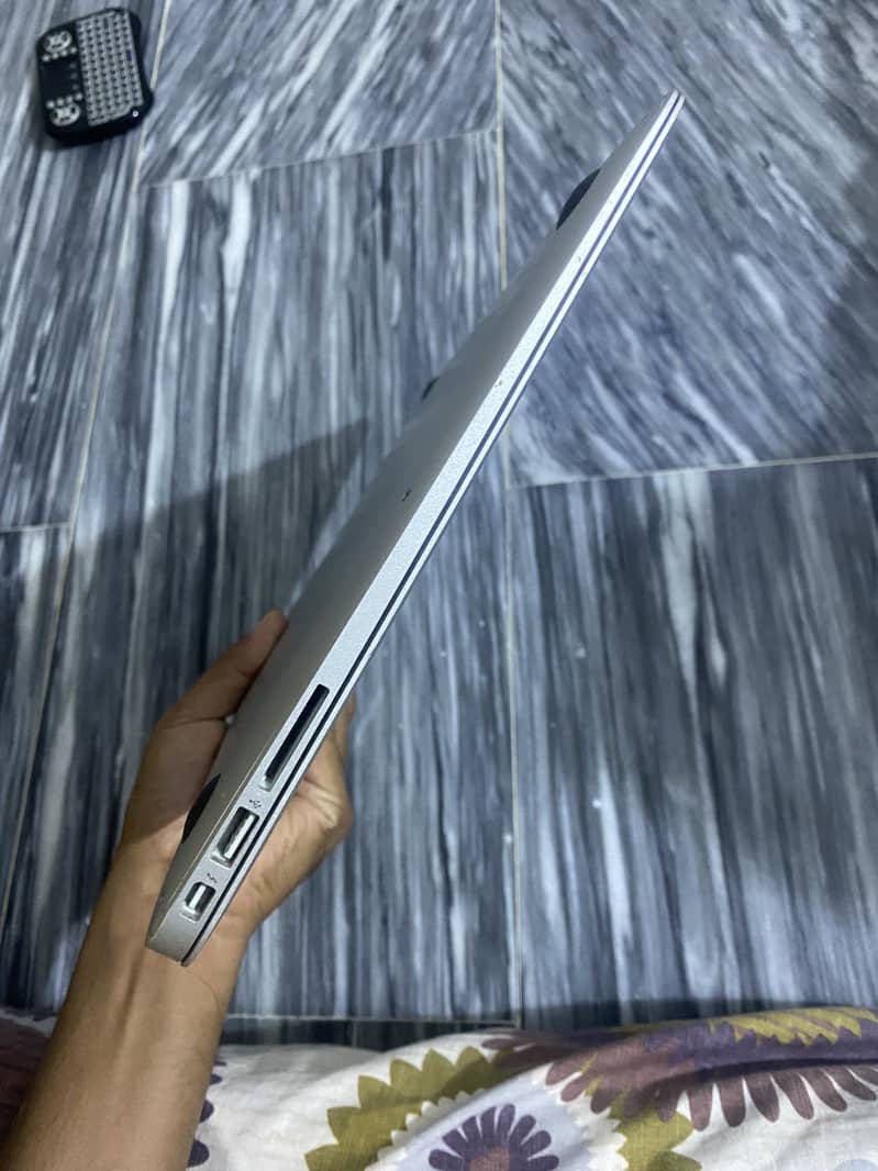 MacBook air 2017 5