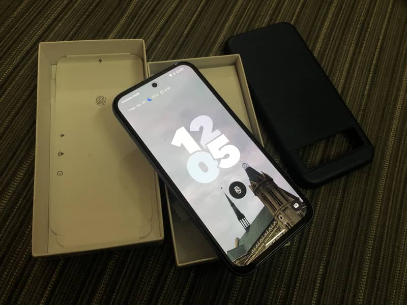 Google Pixel 8a 1