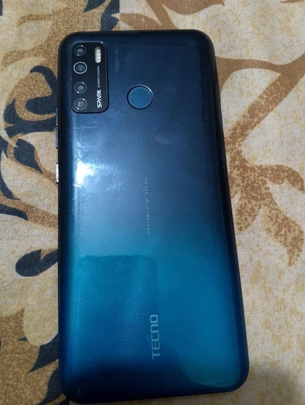 Tecno Spark 5 pro 4/64 0