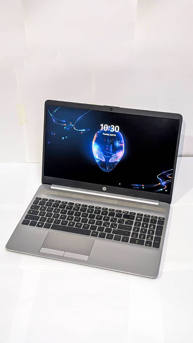 HP 255 G8 Ryzen 5 5500U | 12GB RAM | 512GB SSD | FHD Display | Charger 1