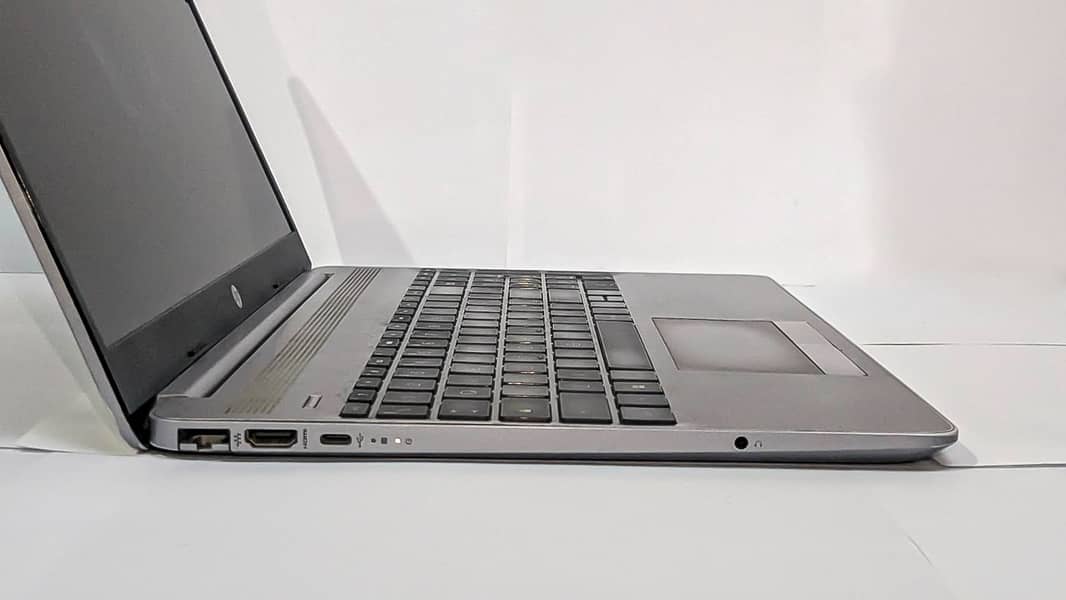 HP 255 G8 Ryzen 5 5500U | 12GB RAM | 512GB SSD | FHD Display | Charger 5