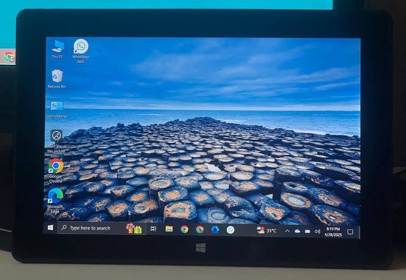 Windows Tablet 4/64 good condition 2