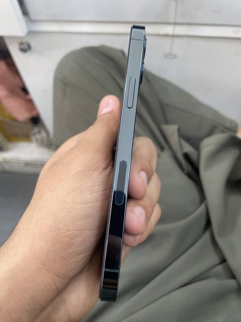 Iphone 12Pro 4