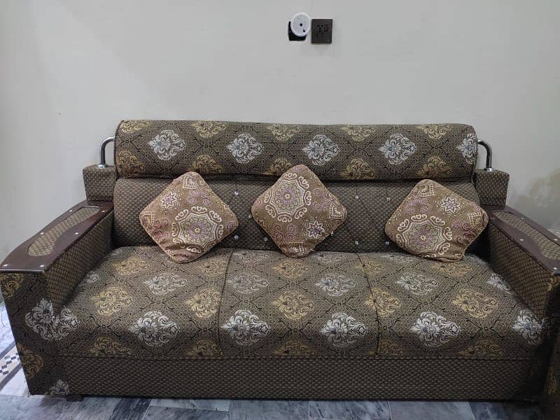 Sofa set with 3 tabels 2
