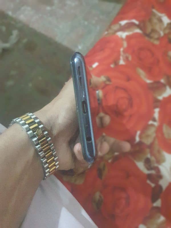 one plus N10 5g 4