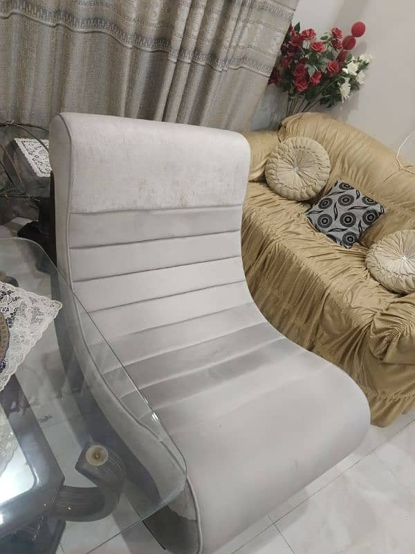 Rocking chair 0